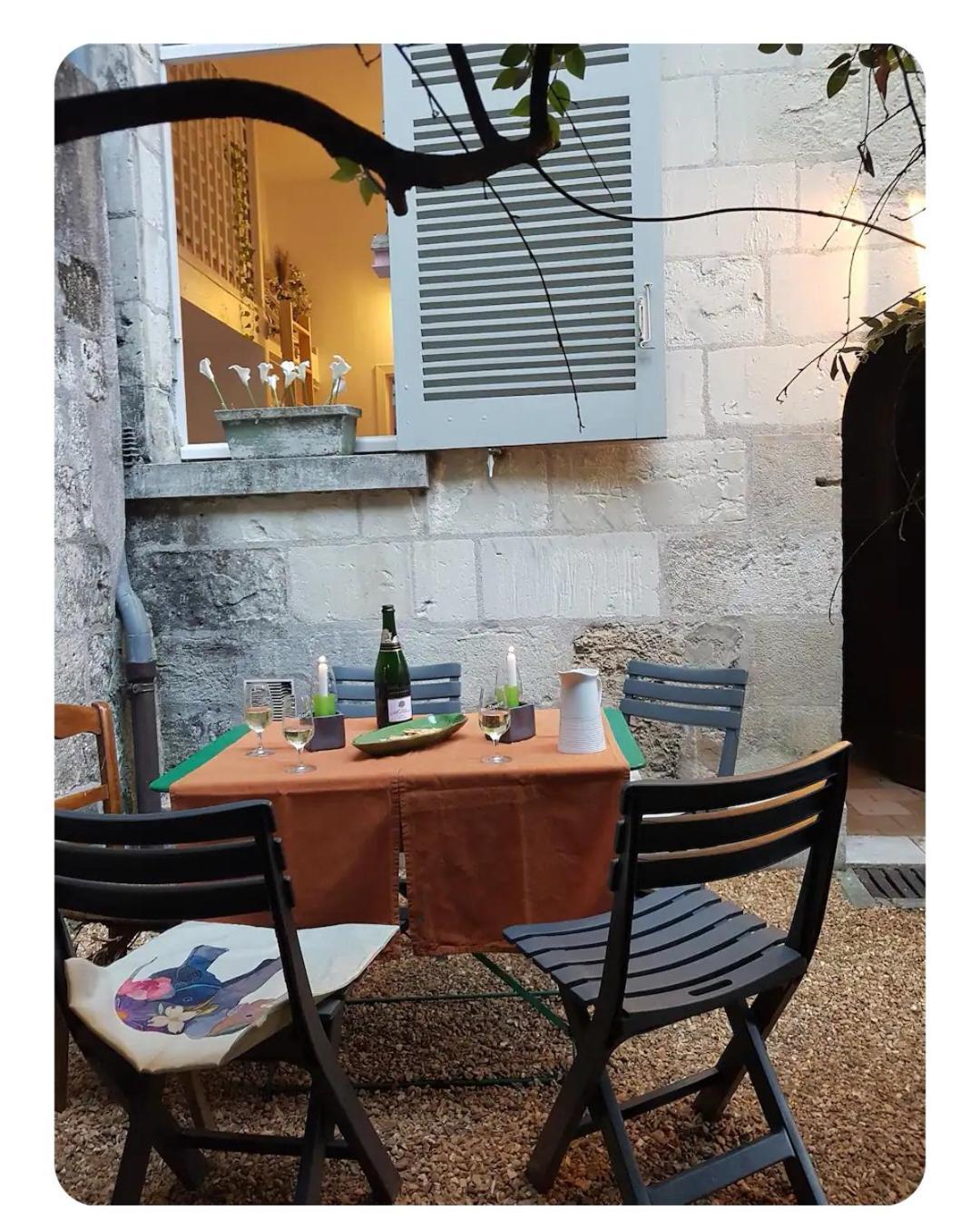 Havre De Paix Avec Exterieur Au Coeur Du Vieux Tours Apartamento Exterior foto